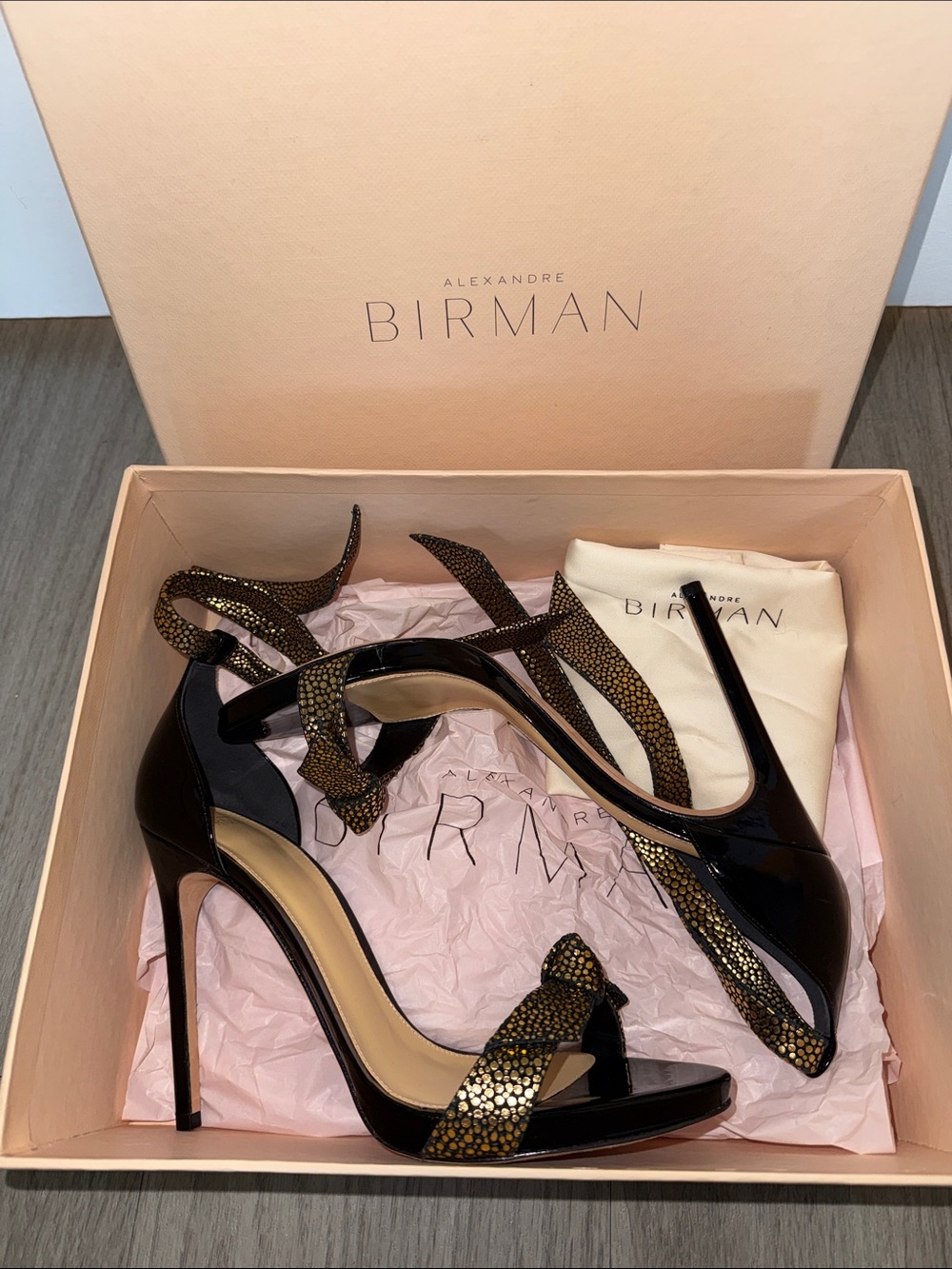 Alexandre Birman Clarita Leather Black and Gold Ankle-Tie High Heels - Picture 5 of 10